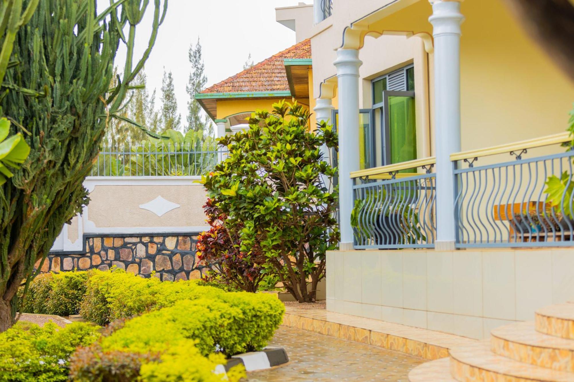 The Vista Homes Kibagabaga Кигали Екстериор снимка