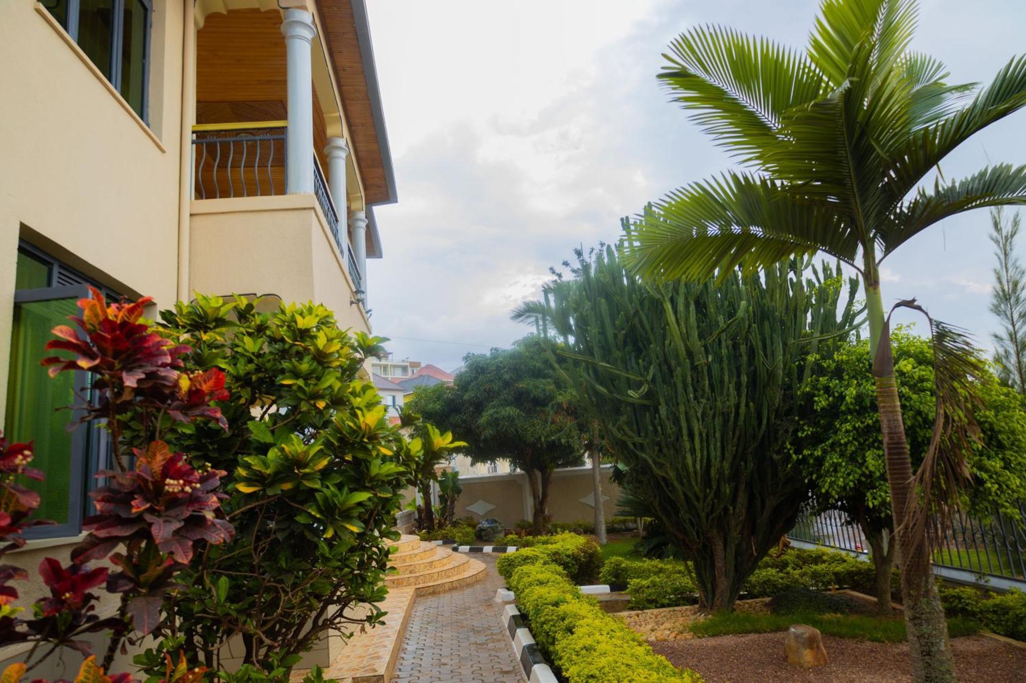 The Vista Homes Kibagabaga Кигали Екстериор снимка